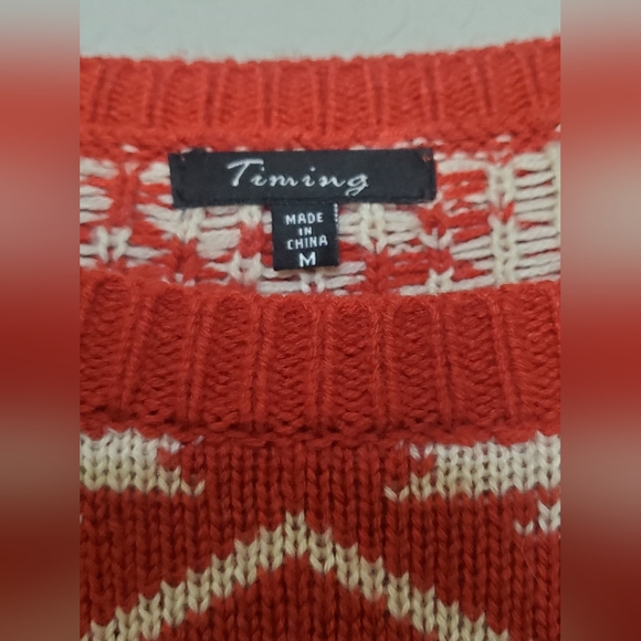 Women’s Sweater - Picture 2 of 3